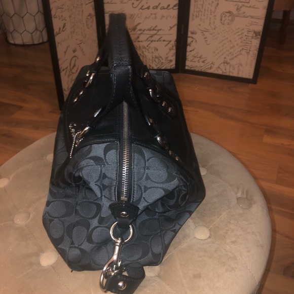 Possible Coach bag - Picture 2 of 10